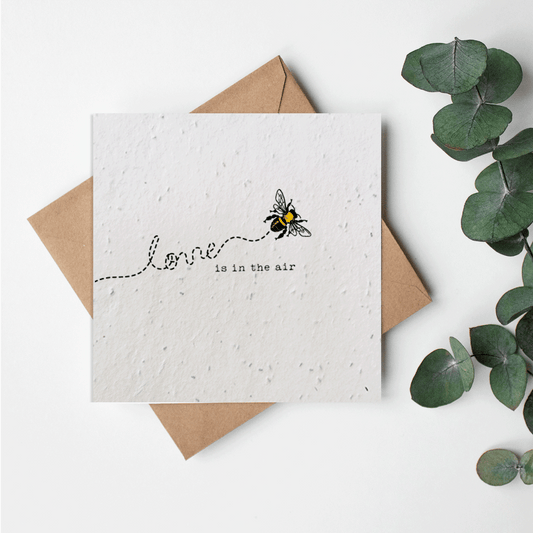 Bees - Love is in the Air